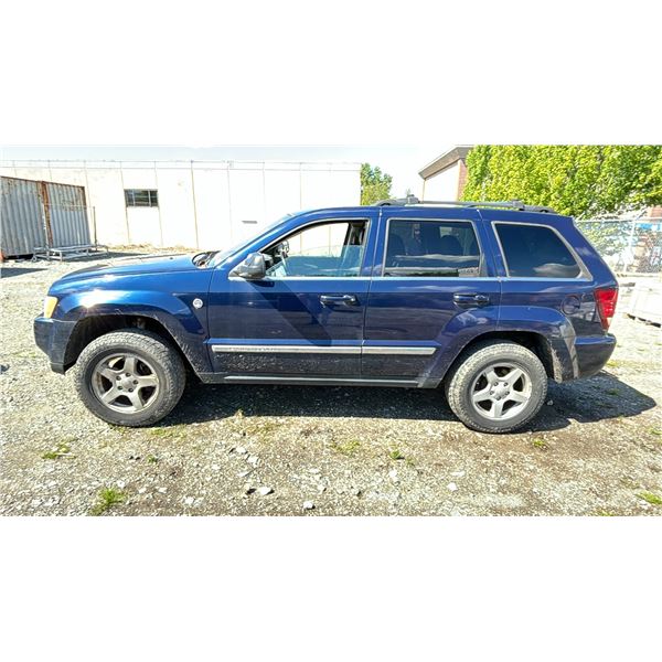 *R* 2005 JEEP GRAND CHEROKEE, 4 DR SUV, BLUE, VIN 1J4HR58245C594572,