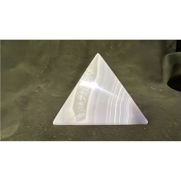 AGATE PYRAMID RETAIL $480