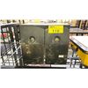 Image 1 : 2 ENERGY SPEAKERS