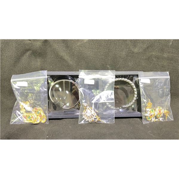 LOT OF FASHION JEWELRY