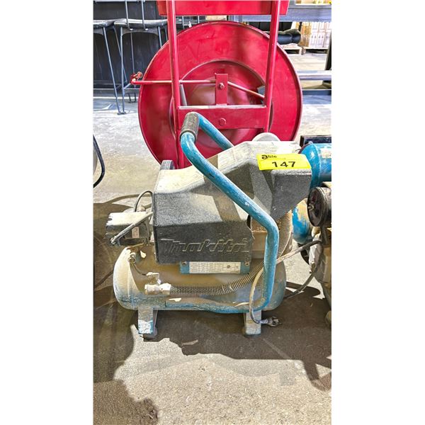 MAKITA AIR COMPRESSOR MAC700