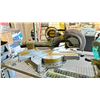 Image 2 : DEWALT DWS779 SLIDING COMPOUND MITRE SAW