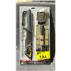 Image 1 : TACTICAL KNIFE AND LED FLASHLIGHT