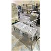 Image 2 : OUT DOOR PATIO CHAIR WITH 2 OTTOMANS
