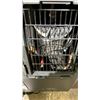Image 4 : HISENSE PORTABLE AIR CONDITIONER 10000BTU *NO HOSE/ NO REMOTE*