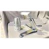 Image 2 : SALADMASTER MANUAL FOOD PROCESSOR/SHREDDER/SLICER WITH 5 CONES