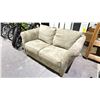 Image 2 : FABRIC LOVE SEAT