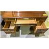 Image 3 : WOODEN DESK