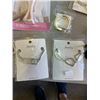 Image 4 : BAG OF ASSORTED ITEMS