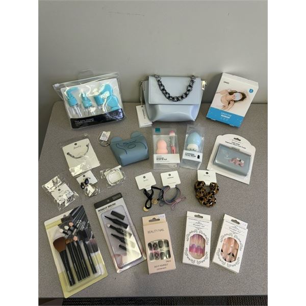 BAG OF ASSORTED ITEMS