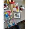 Image 2 : BAG OF ASSORTED ITEMS
