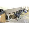 Image 2 : DESK AND MESH BACK ROLLING OFFICE CHAIR