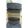 Image 2 : 4 TOYO H09 235/65R16C ON METAL 5 BOT RIMS