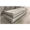 Image 4 : 11 BAYS GREY INDUSTRIAL PALLET RACKING (12) UPRIGHTS 16FT X 6FT AND (60) SIDE BEAMS