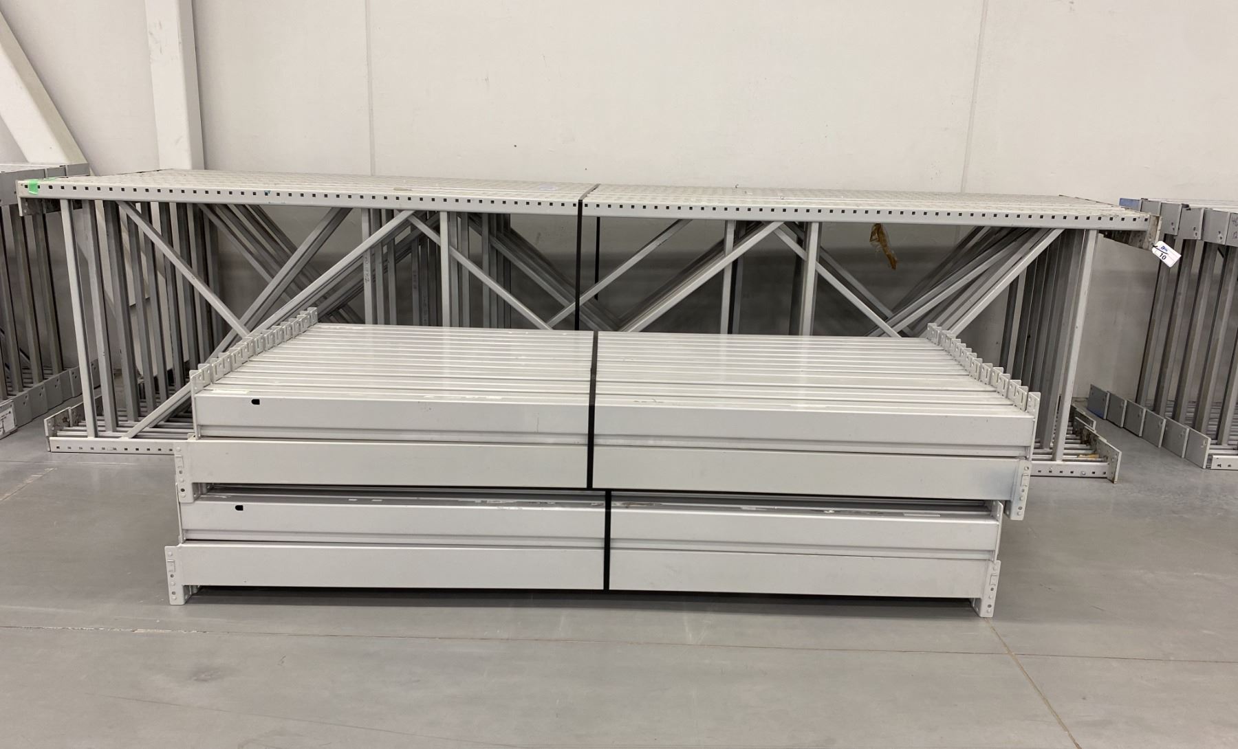 14 BAYS GREY INDUSTRIAL PALLET RACKING (15) UPRIGHTS 16FT X 4FT AND (60 ...
