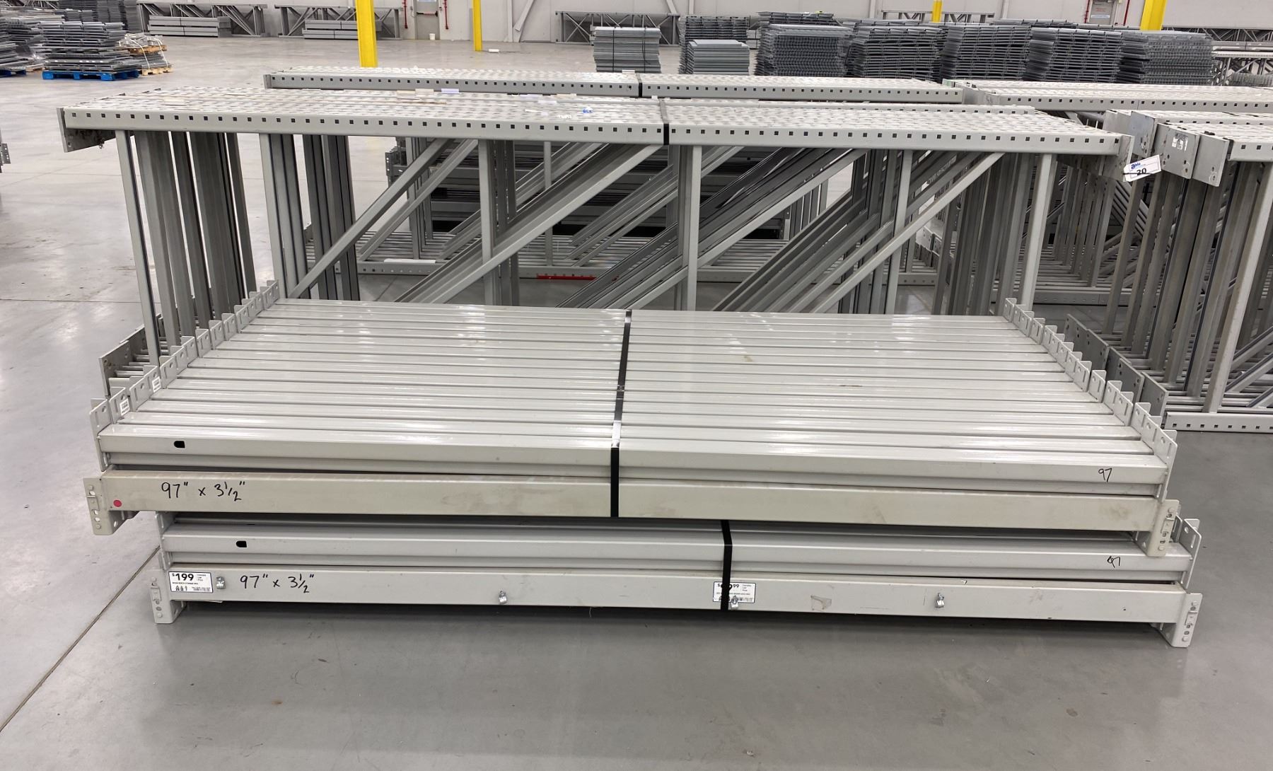 12 BAYS GREY INDUSTRIAL PALLET RACKING (13) UPRIGHTS 144