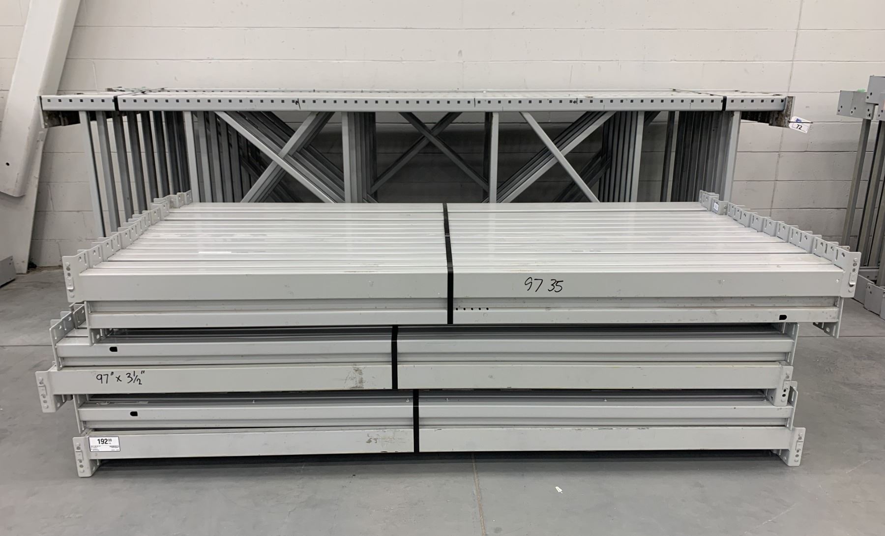 14 BAYS GREY INDUSTRIAL PALLET RACKING (15) UPRIGHTS 144