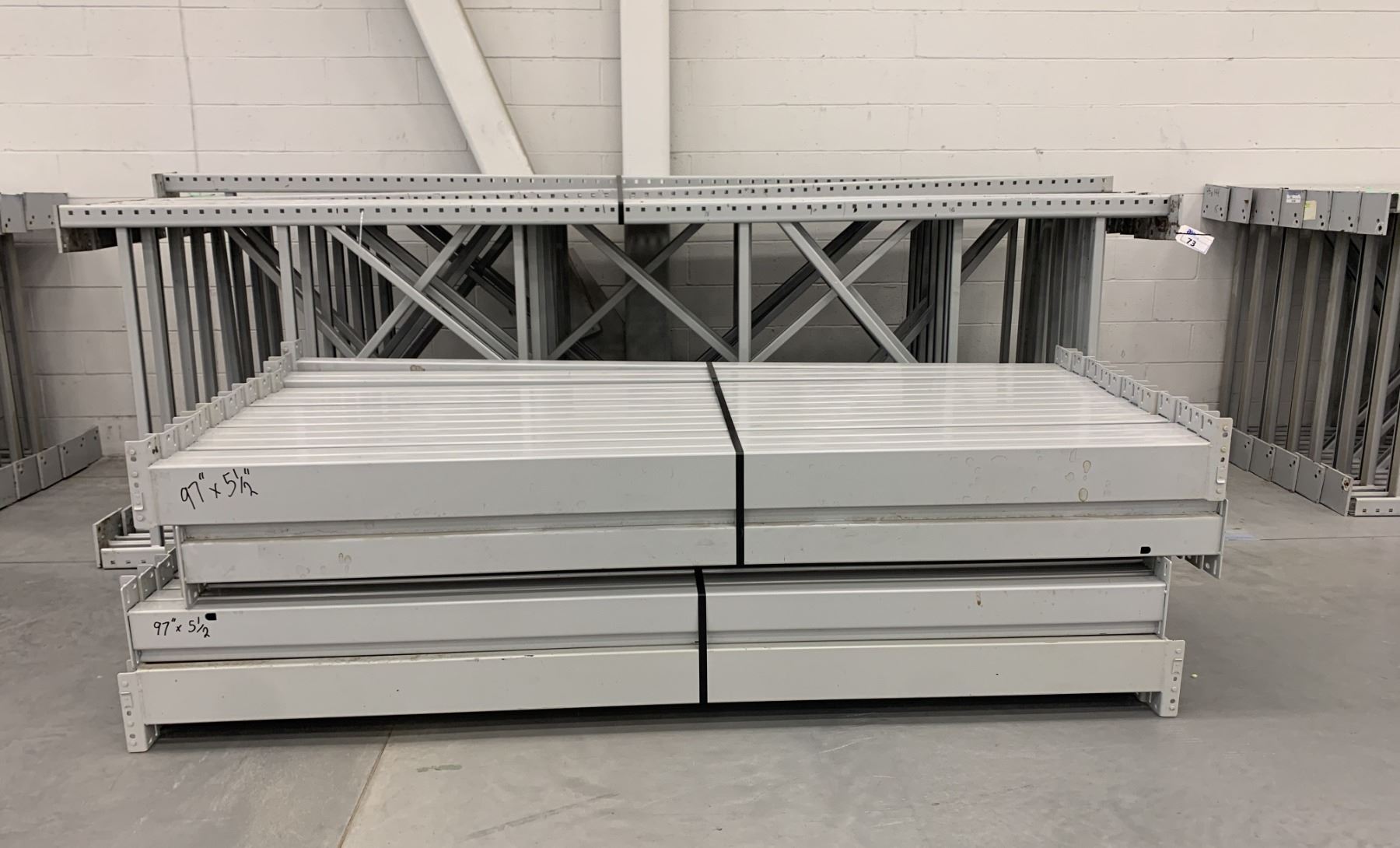 14 BAYS GREY INDUSTRIAL PALLET RACKING (15) UPRIGHTS 144