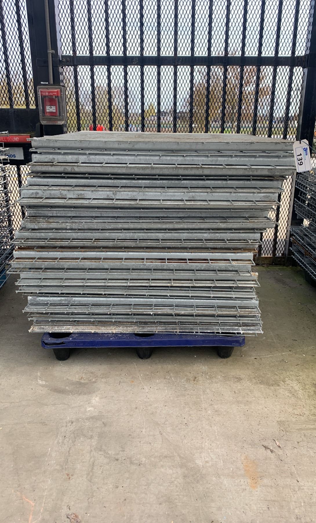 GALVANIZED PALLET RACKING WIRE MESH DECKING PANELS 44