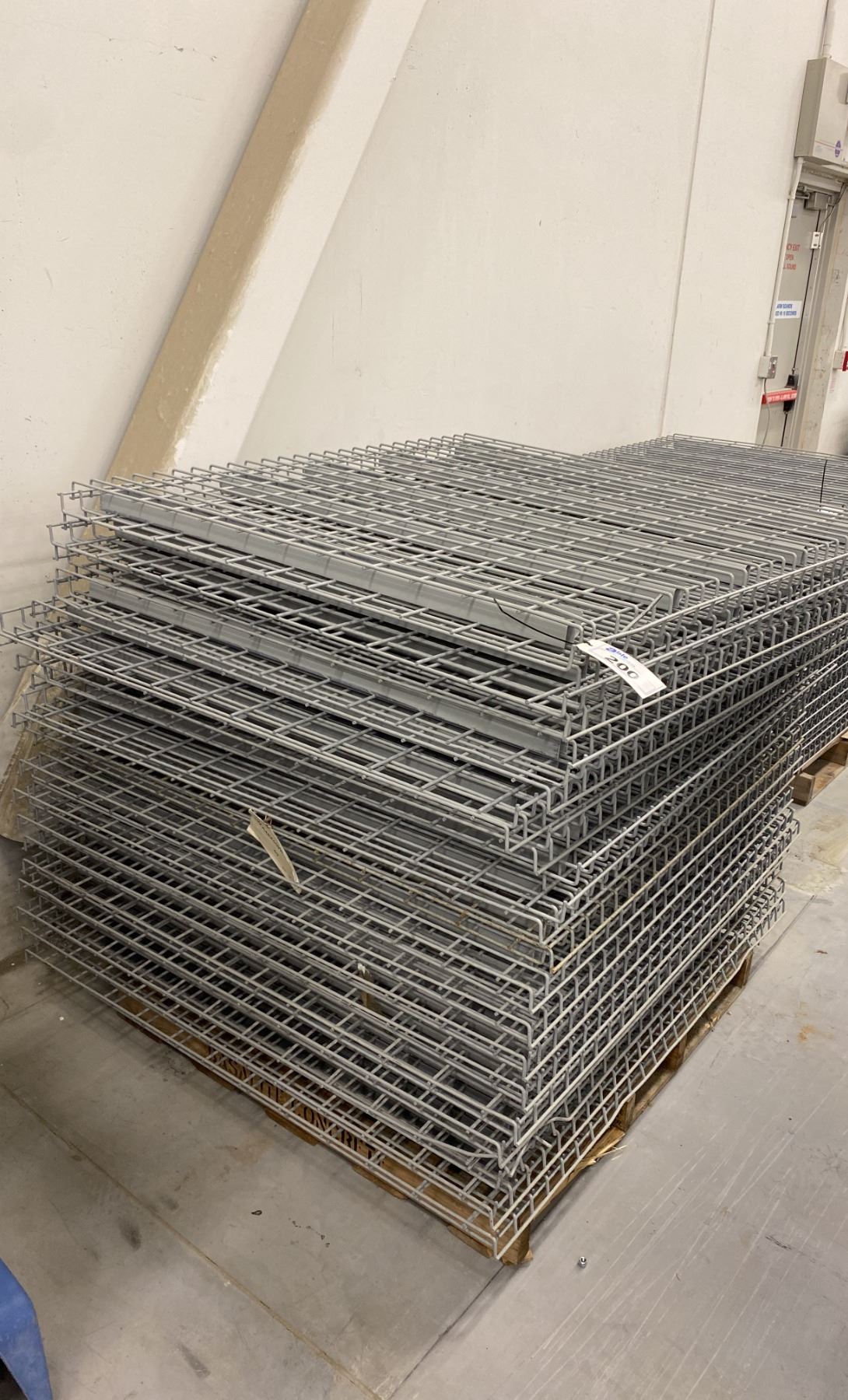 PALLET RACKING WIRE MESH DECKING PANELS 48