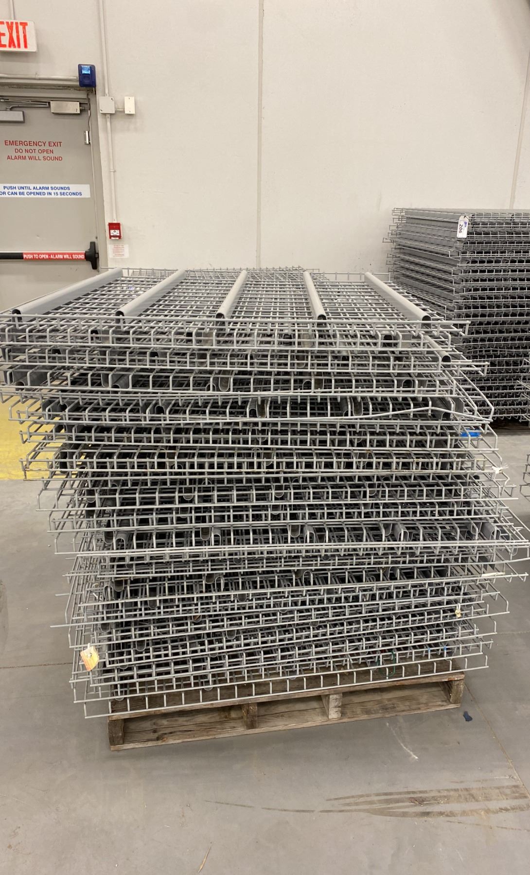 PALLET RACKING WIRE MESH DECKING PANELS 48