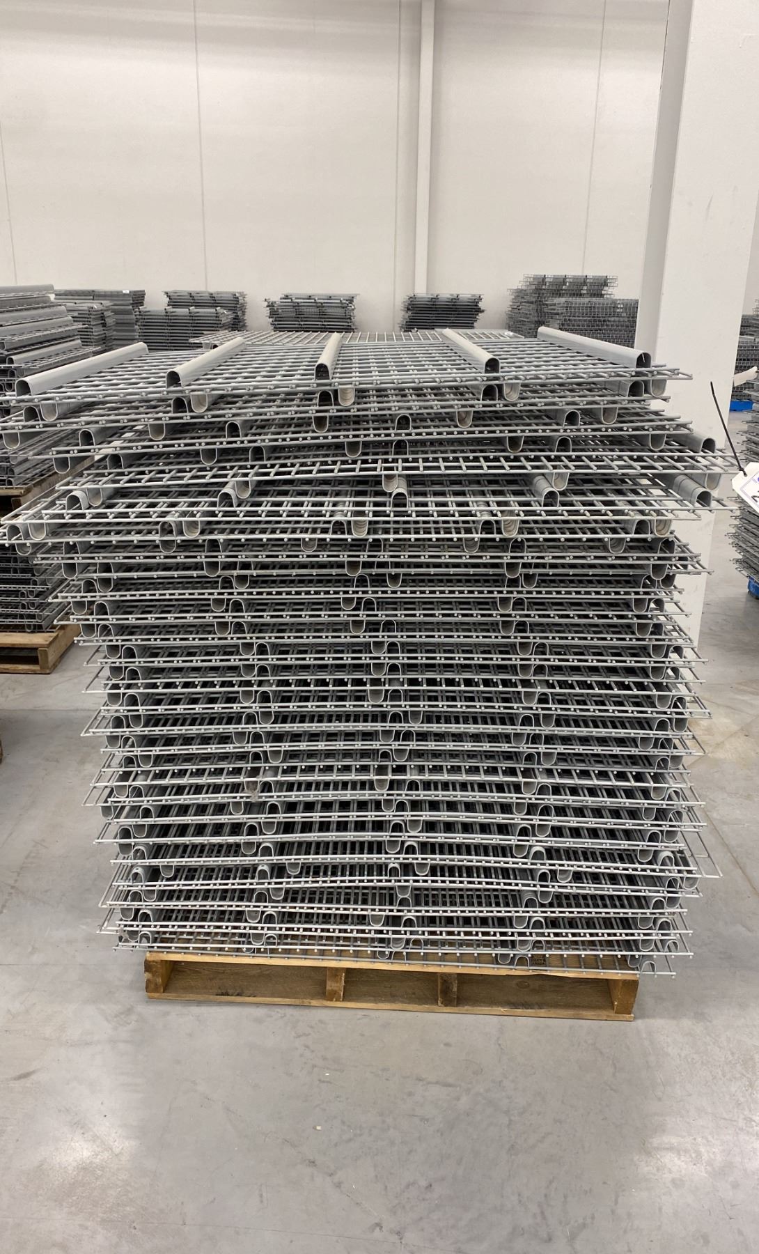 PALLET RACKING WIRE MESH DECKING PANELS 38