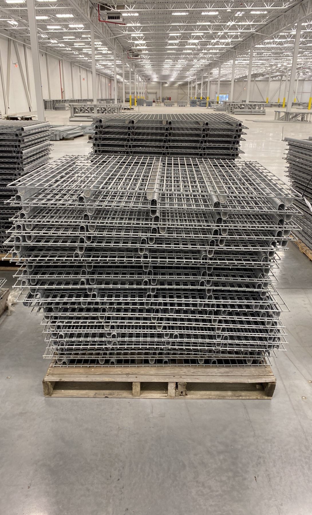 PALLET RACKING WIRE MESH DECKING PANELS 38