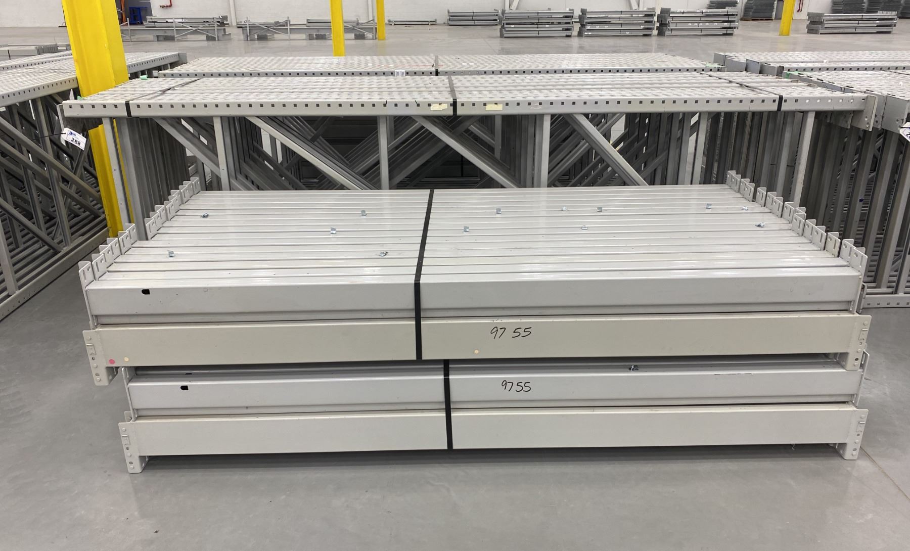 14 BAYS GREY INDUSTRIAL PALLET RACKING (15) UPRIGHTS 144