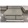 Image 2 : GROUP OF 45 GREY INDUSTRIAL PALLET RACKING SIDE BEAMS 49" X 5.5"