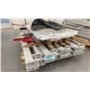 Image 2 : GROUP OF 16 GREY INDUSTRIAL PALLET RACKING SIDE BEAMS 49" X 3.5" AND