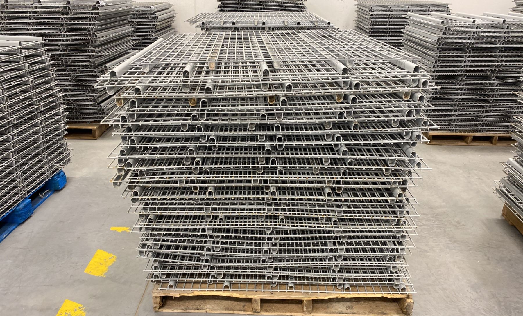 PALLET RACKING WIRE MESH DECKING PANELS 44
