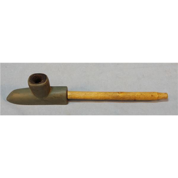 Steatite pipe w/stem, 4 « , possibly Western Montana tribe