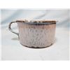 Image 5 : 3 pcs: US Cavalry 4" coffee cup, embossed US; 3" enameled cup; 3 «" enameled lidded container