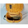 Image 2 : Wicker fishing creel, 10" h x 13" w, nice condition
