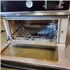 Image 2 : CUISINART TOASTER OVEN  - WORKING