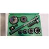 Image 2 : GREENLEE SLUG BUSTER KNOCKOUT PUNCH KIT W/ WRENCH DRIVER FOR 1/2"-2" CONDUIT