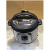 Image 2 : INSTANT POT DUO 6QT 7-IN-1 PRESSURE COOKER - TESTED WORKING, RETAL $159