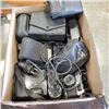 Image 1 : BOX OF ASSORTED VINTAGE 35MM CAMERAS