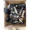 Image 1 : BOX OF ASSORTED VINTAGE 35MM CAMERAS