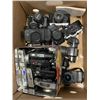 Image 2 : BOX OF ASSORTED VINTAGE 35MM CAMERAS