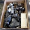 Image 1 : BOX OF ASSORTED VINTAGE 35MM CAMERAS