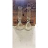 Image 2 : 2 SMALL GLASS OIL LAMPS