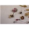 Image 2 : Broaches and Such