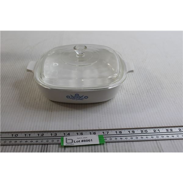 Corningware Blue Cornflower Casserole & Lid - P9, 9"