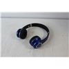 Image 5 : Black Web On Ear Headphones In Box