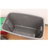 Image 8 : *(3) Totes (1) missing lid - (1) lid is broken (2) Plastic Handled Baskets