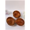 Image 5 : (2) Coffee Cups (Banff Gondola - Cracked Inside & C95), (5) Vintage Pyrex Cups & (7) Wooden Salad Bo