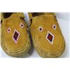 Image 5 : Pair of Beaded Leather Slippers (unknown size) - Laughter Cup