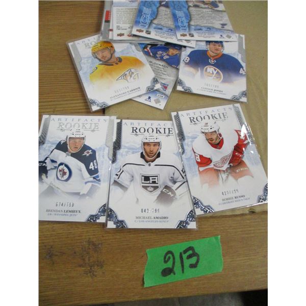 COLLECTIBLE:  ASSORTED HOCKEY CARDS