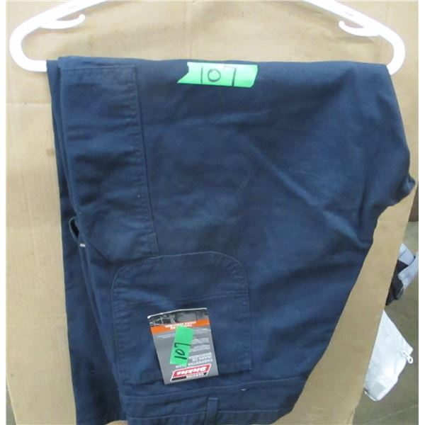 NEW:  DICKIES WORK PANTS (SIZE 44 X 30)